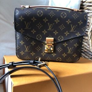 Louis Vuitton Pochette Metis
